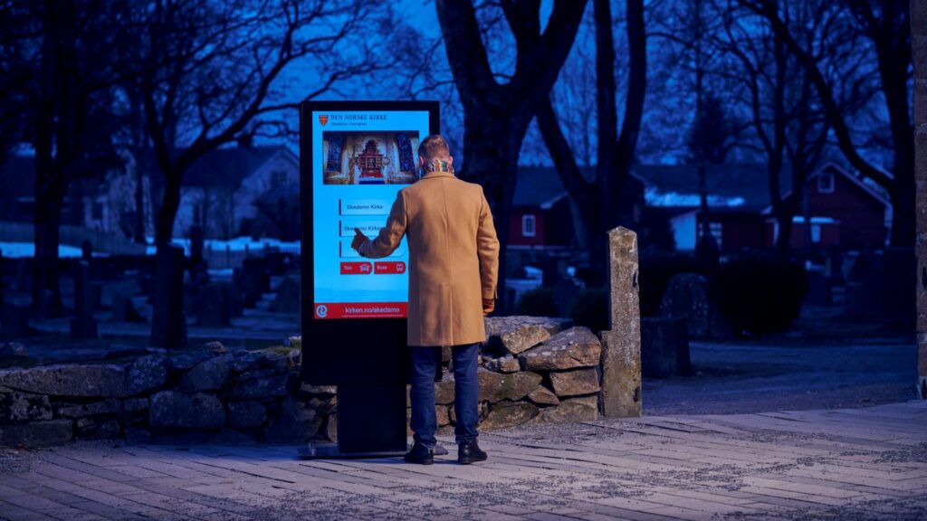 What is the Cost and Durability of an Outdoor Kiosk in 2025? - 1